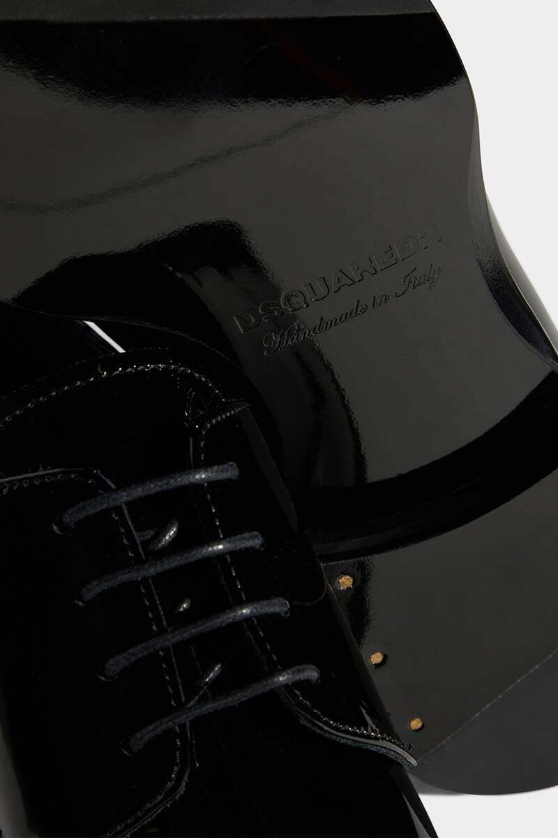 Dsquared2 High-shine Lace-up Shoes In Black