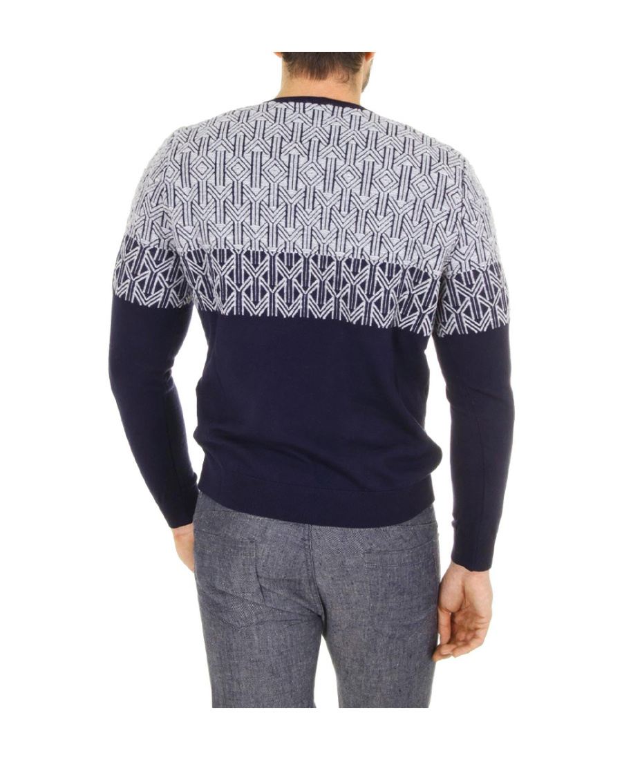 Giorgio Armani Round-neck Long-sleeved Knitted Sweater In Black