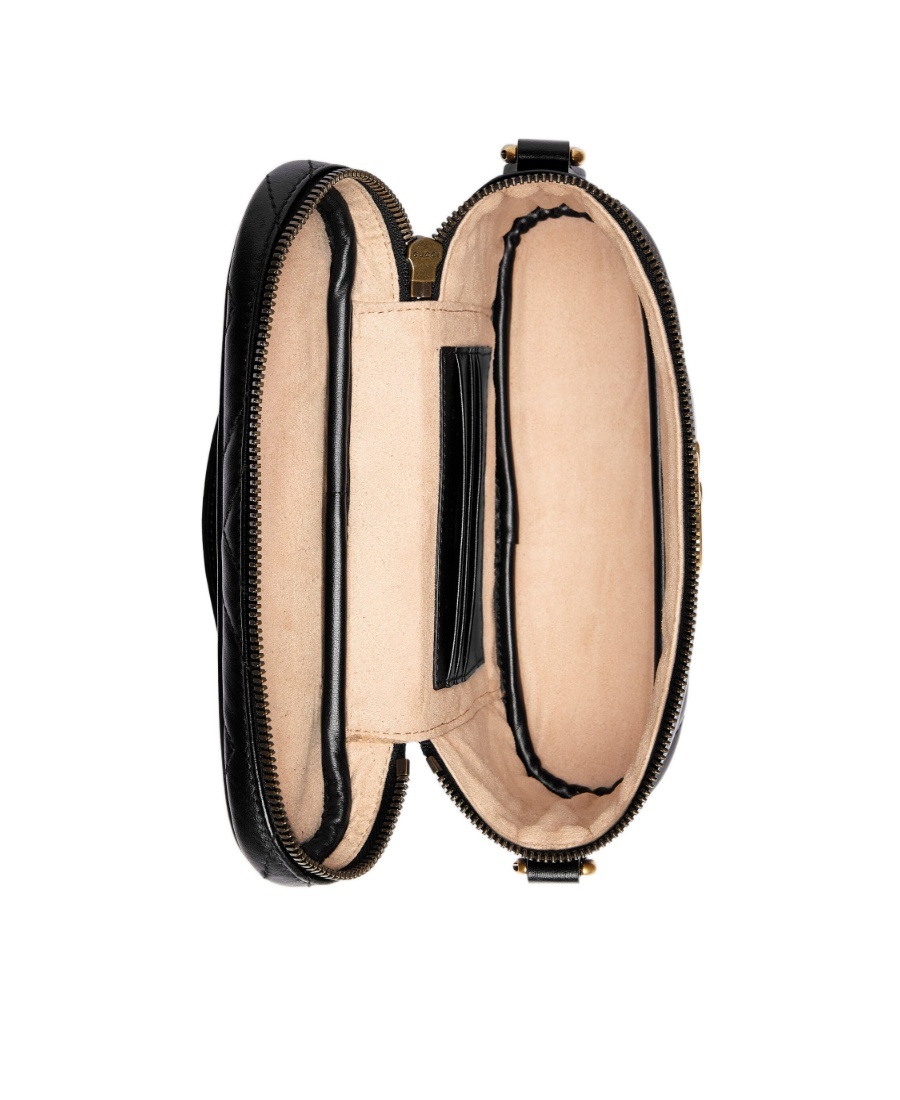Gucci Gg Marmont Medium Beauty Case In Black