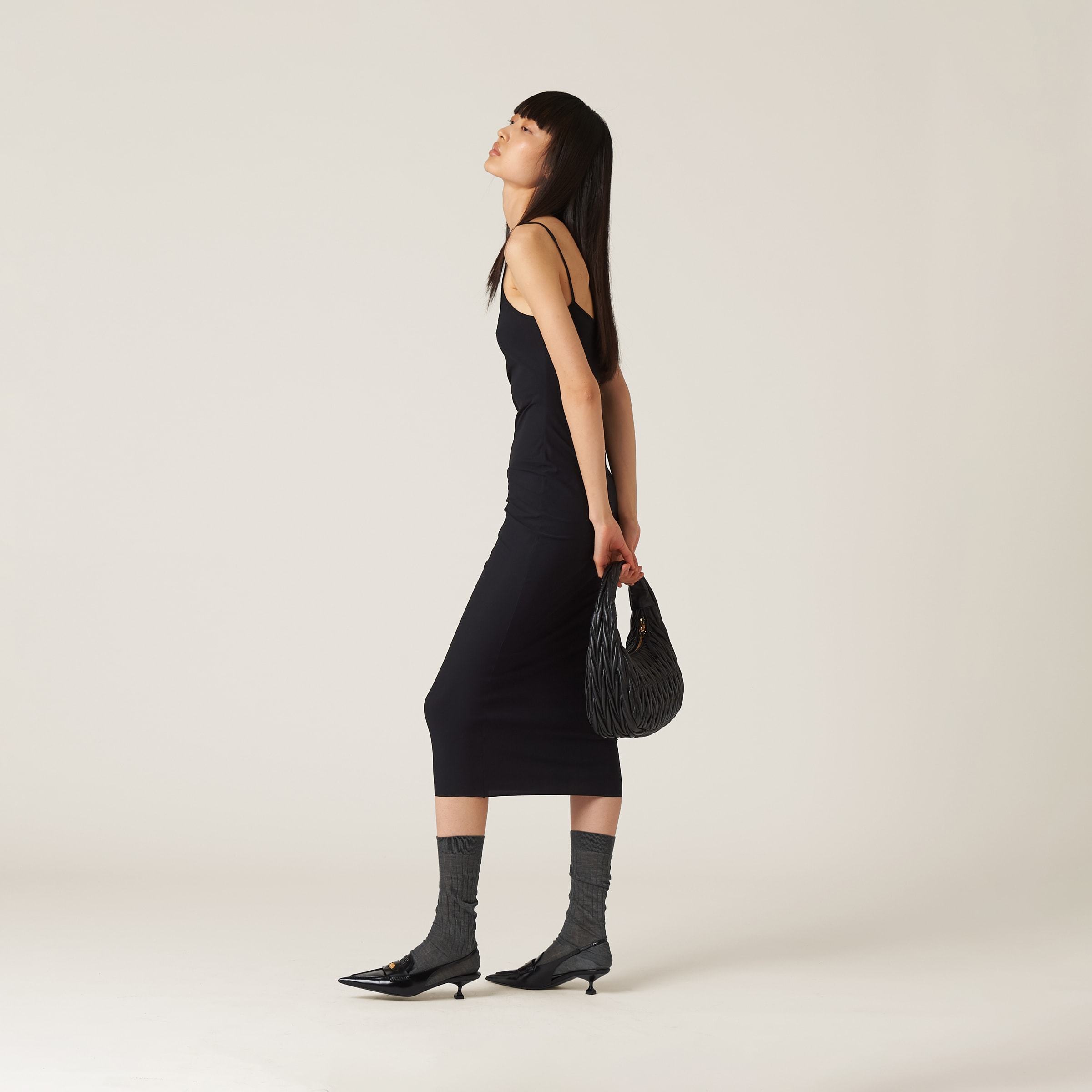 Miu Miu Drs Midi Sqr Nck Slvlss Frnt Lofo Fttd Jrsy In Black