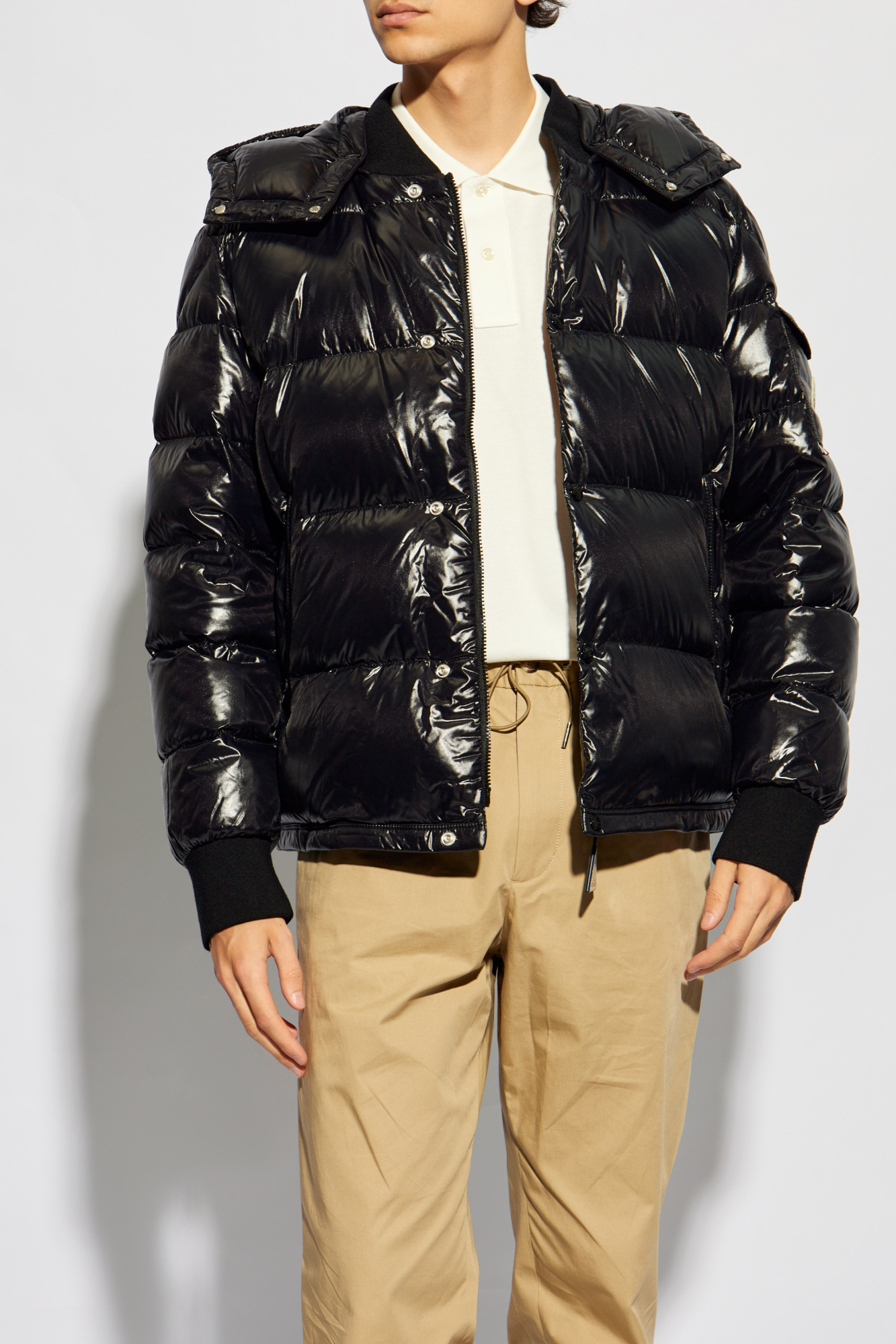 Moncler Maljasset Logo Patch Jacket In Black