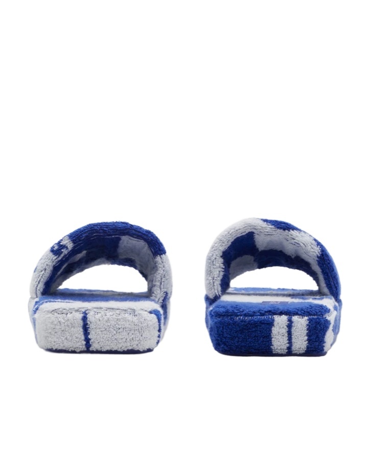 Shop Burberry Snug Cotton-towelling Slippers In Blue