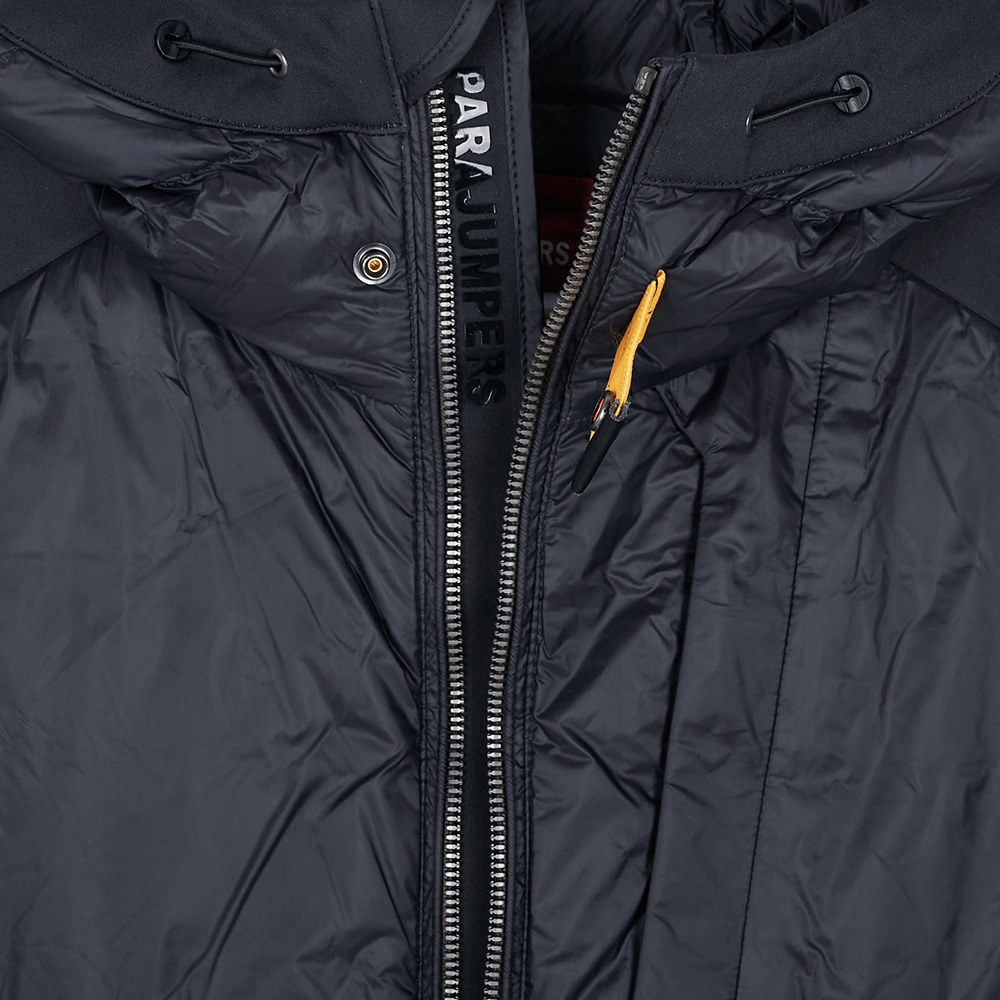 Parajumpers Hooded Cotton-padded Suit In Black