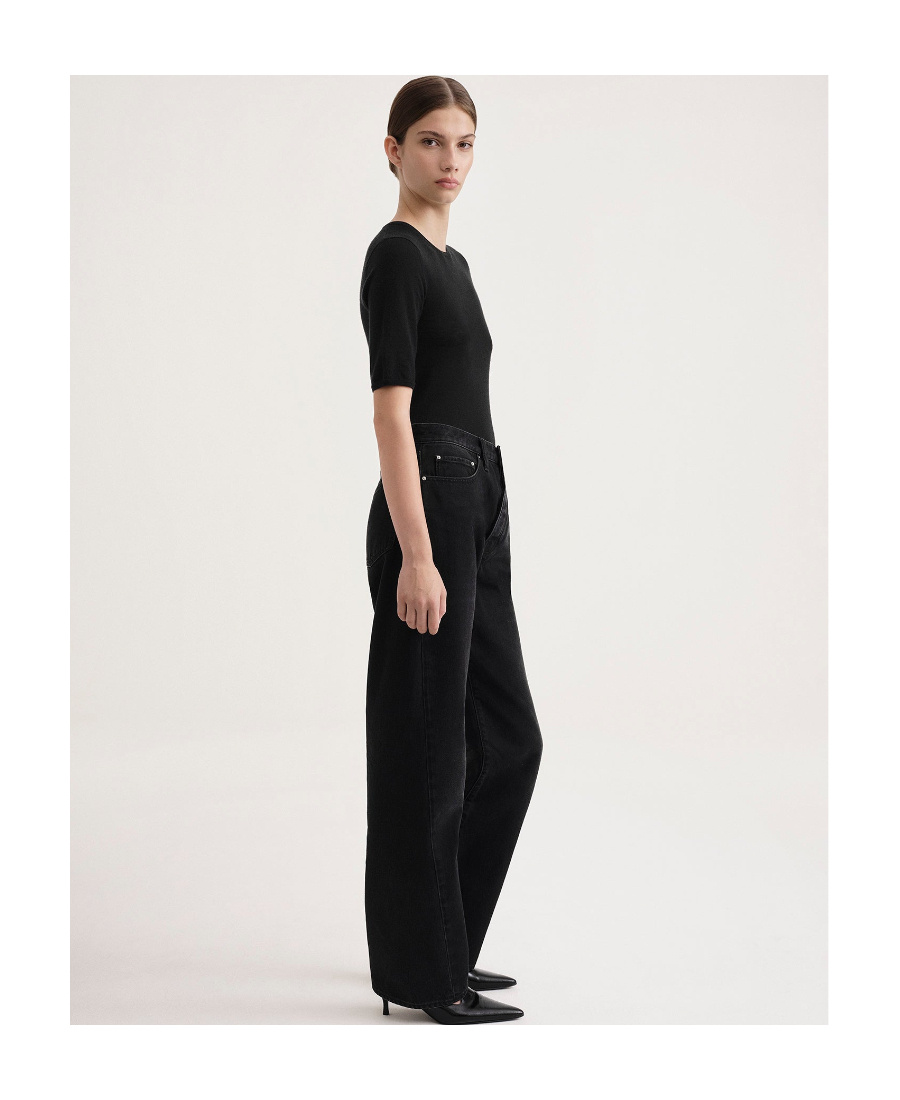 TOTÊME TOTÊME TWISTED SEAM MID-RISE STRAIGHT-LEG JEANS