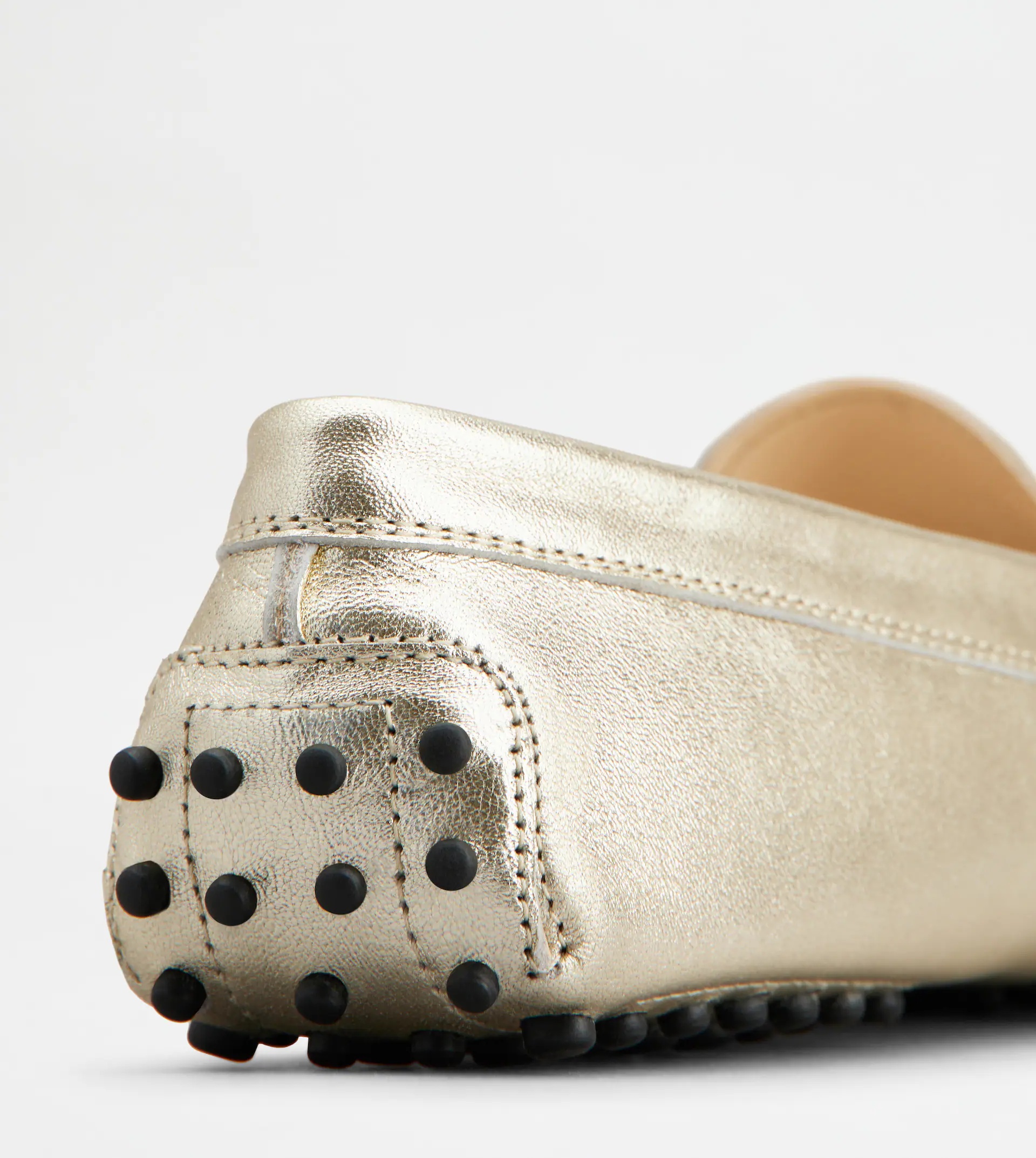 Tod's Women's Gommini Mocassino Metallic Leather Loafers In Nude
