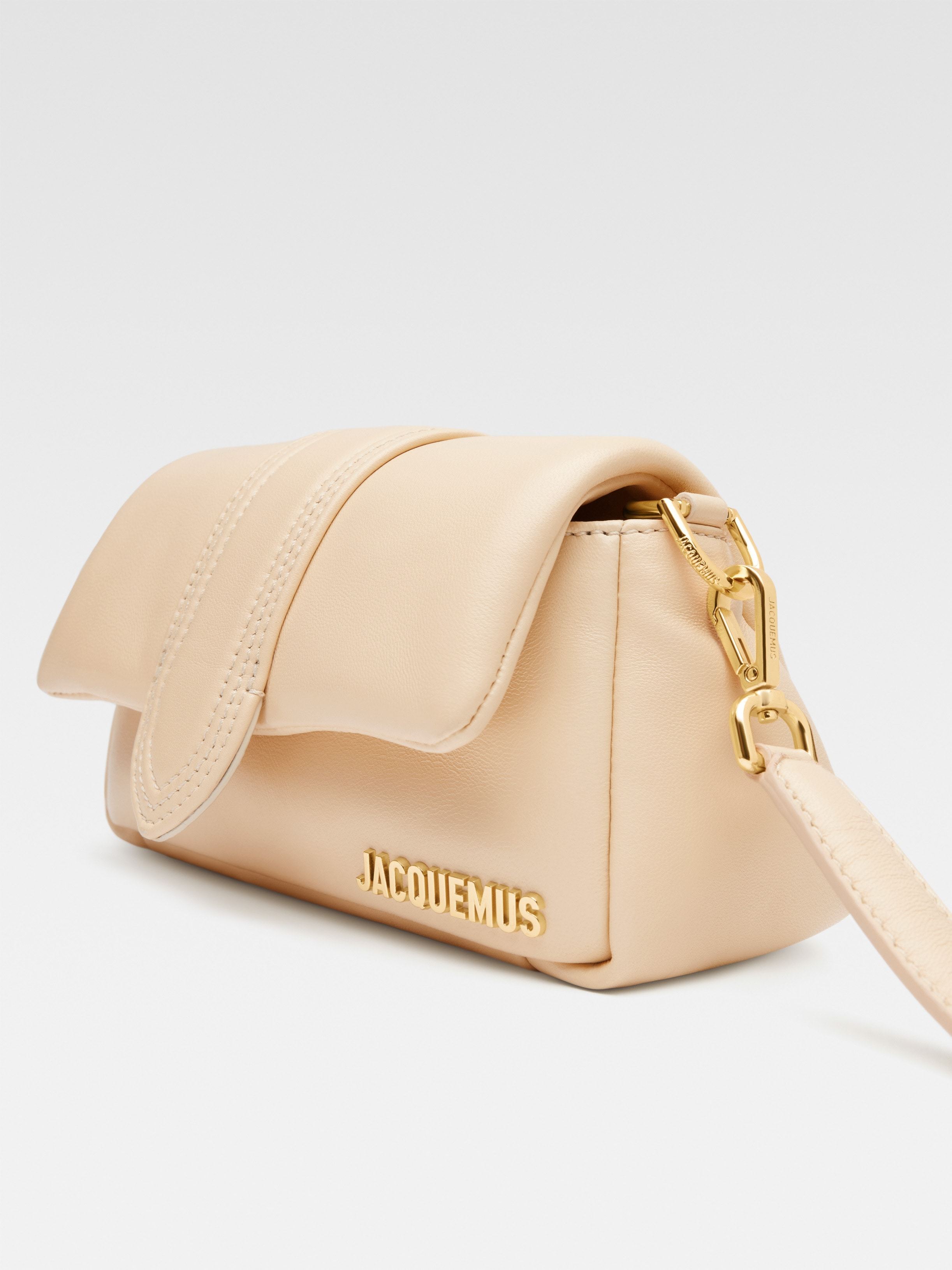 Jacquemus Le Petit Bambimou Shoulder Bag In Nude