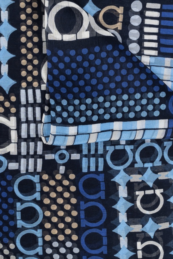 Ferragamo Pattern Silk Scarf In Black