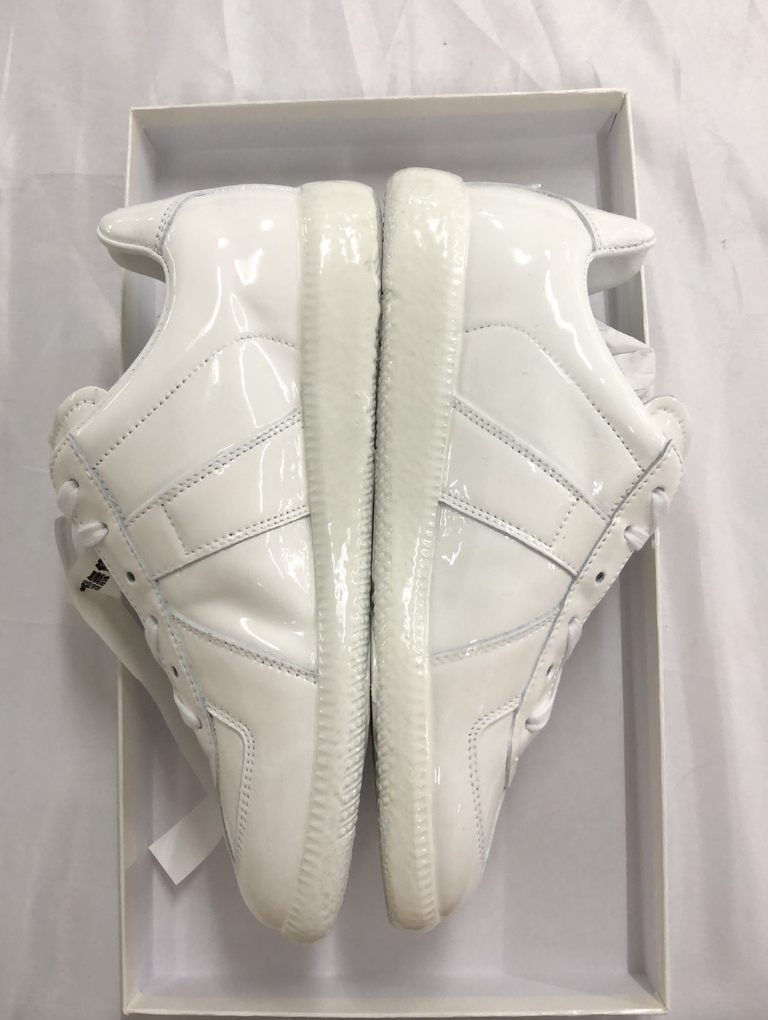 Maison Margiela Replica Patent Leather Low-top Sneakers In White