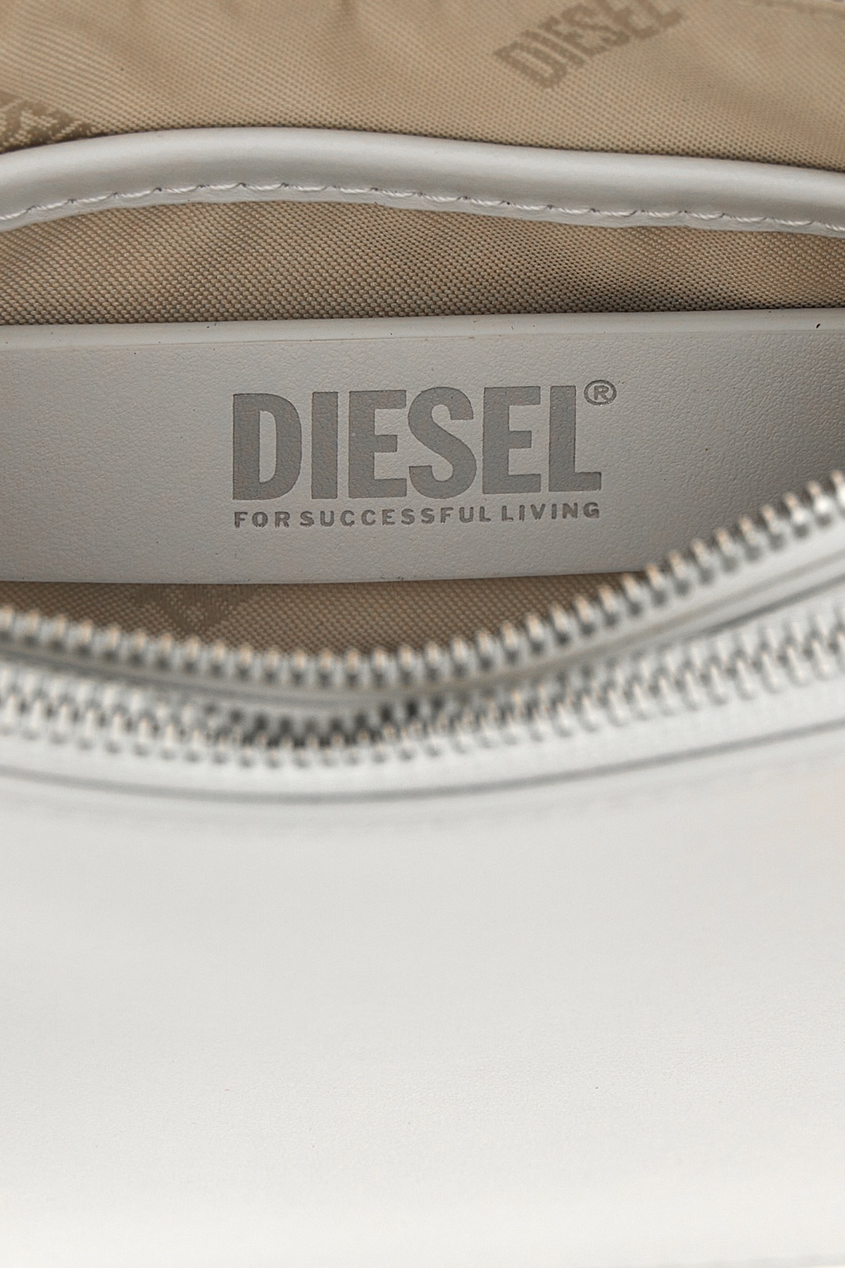 Diesel Smooth Leather Shoulder Handbag With Adjustable Strap In White