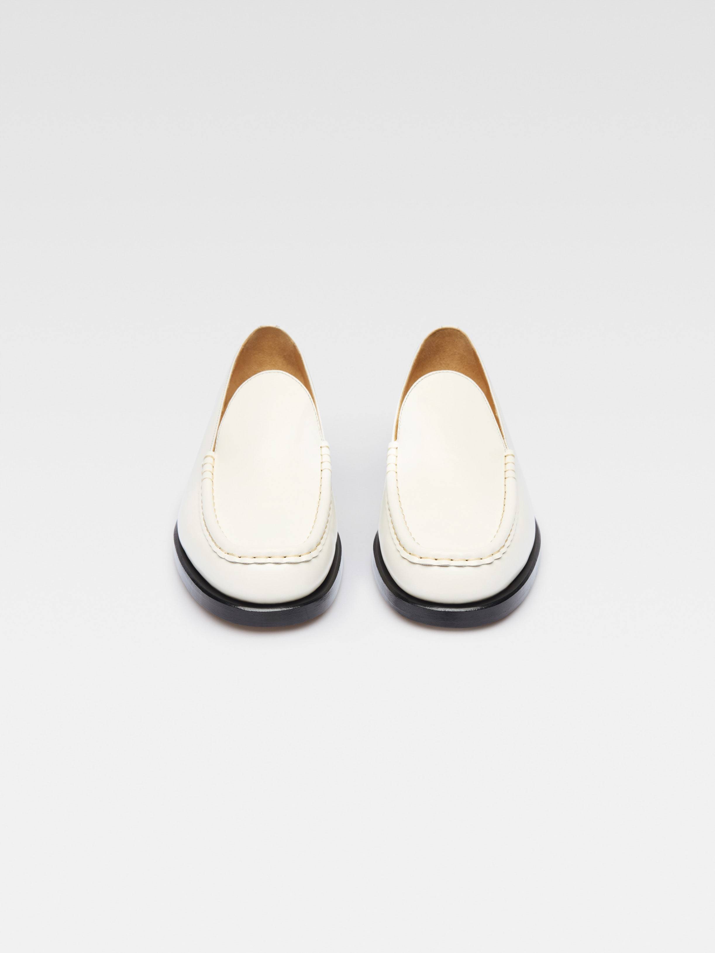 Jacquemus Les Mocassins Leather Loafers In White