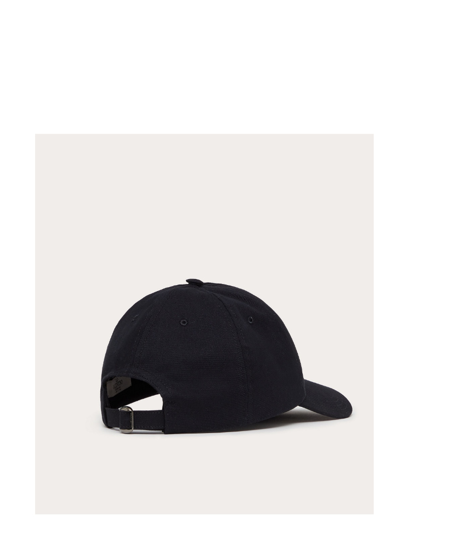 Valentino Garavani Contoured Brim Cap With Adjustable Strap In Black