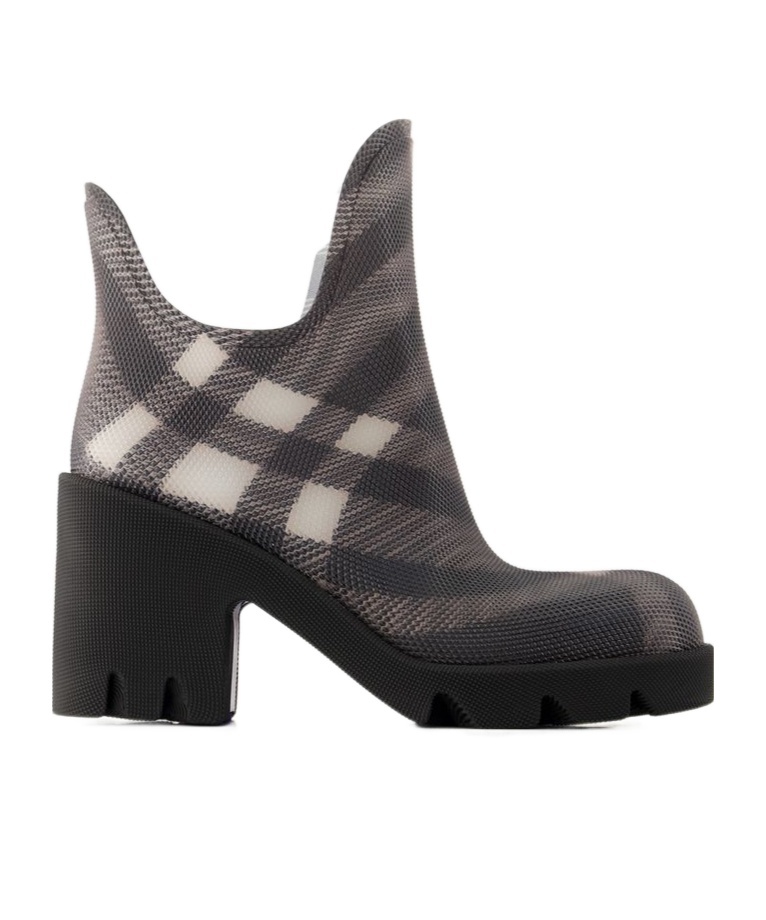 Shop Burberry Marsh Check-pattern Boots In Black