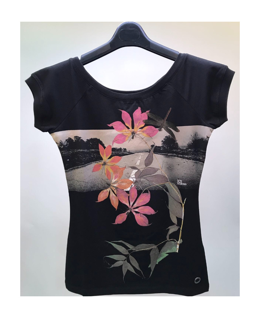 Shop Iceberg Printed T-shirt With Round Neck And Short Sleeves In Black