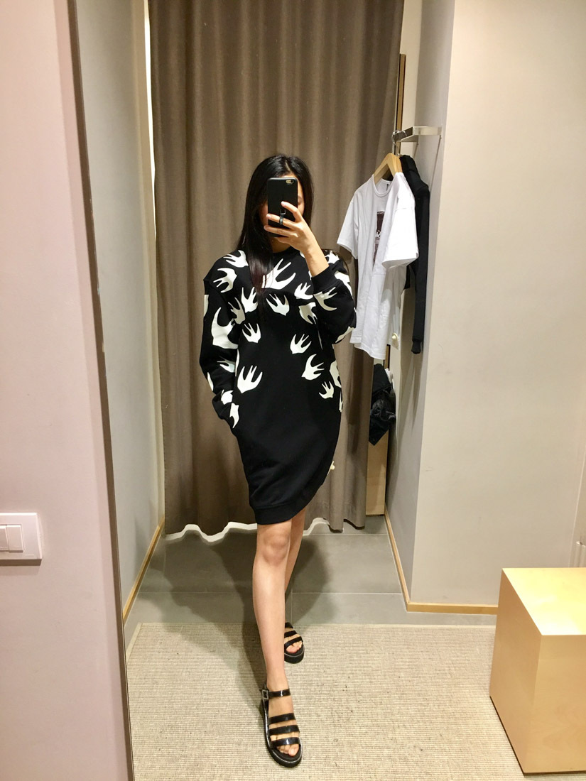 Mcq By Alexander Mcqueen Printed Mini Dress In Black