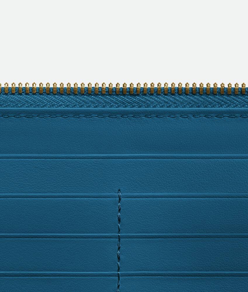Bottega Veneta Cassette Zipper Wallet In Blue