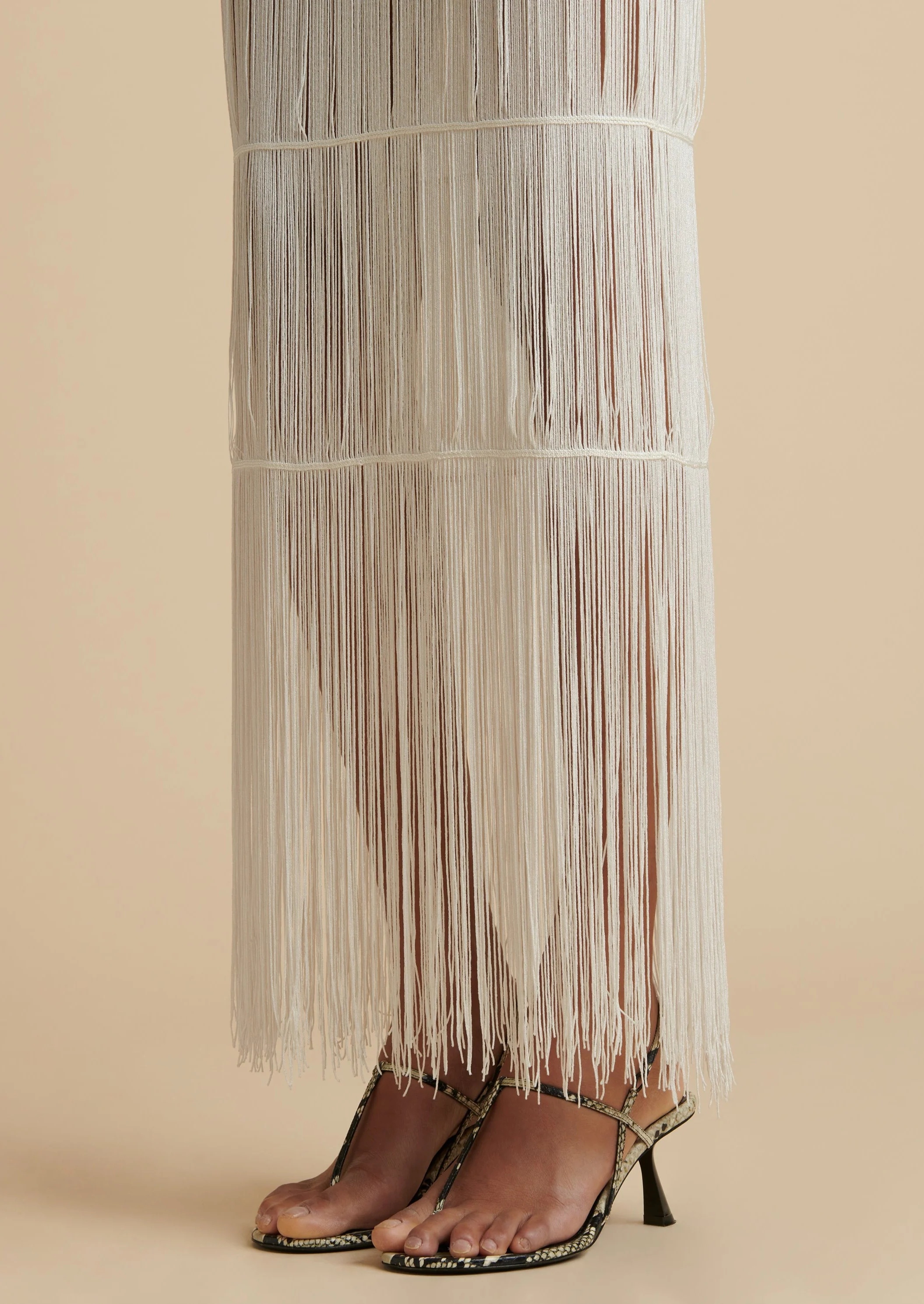 Khaite The Cedar Fringed Knitted Dress In White
