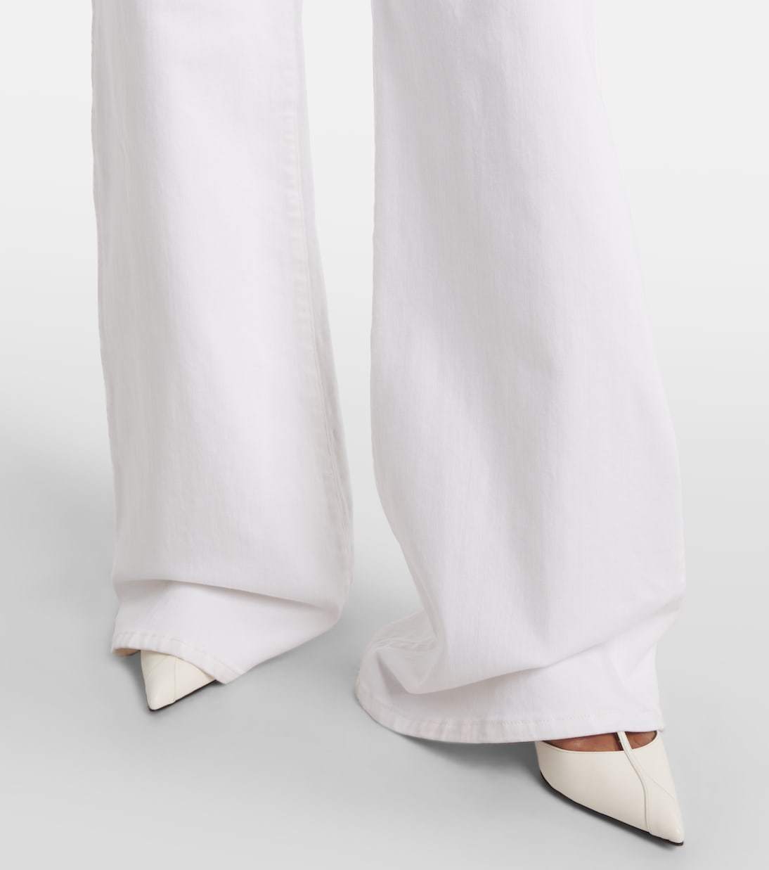 Khaite Dane Denim High Rise Jeans In White