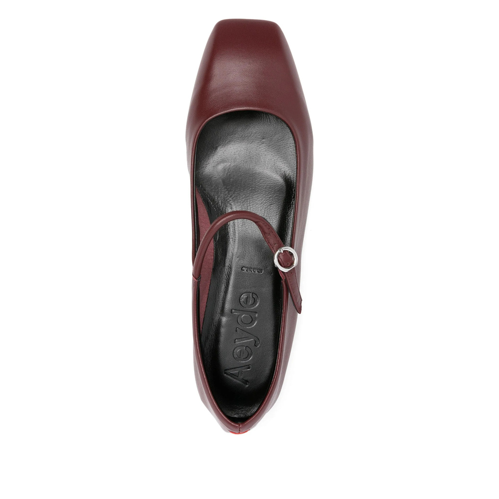 Aeyde Square Toe Flats In Red