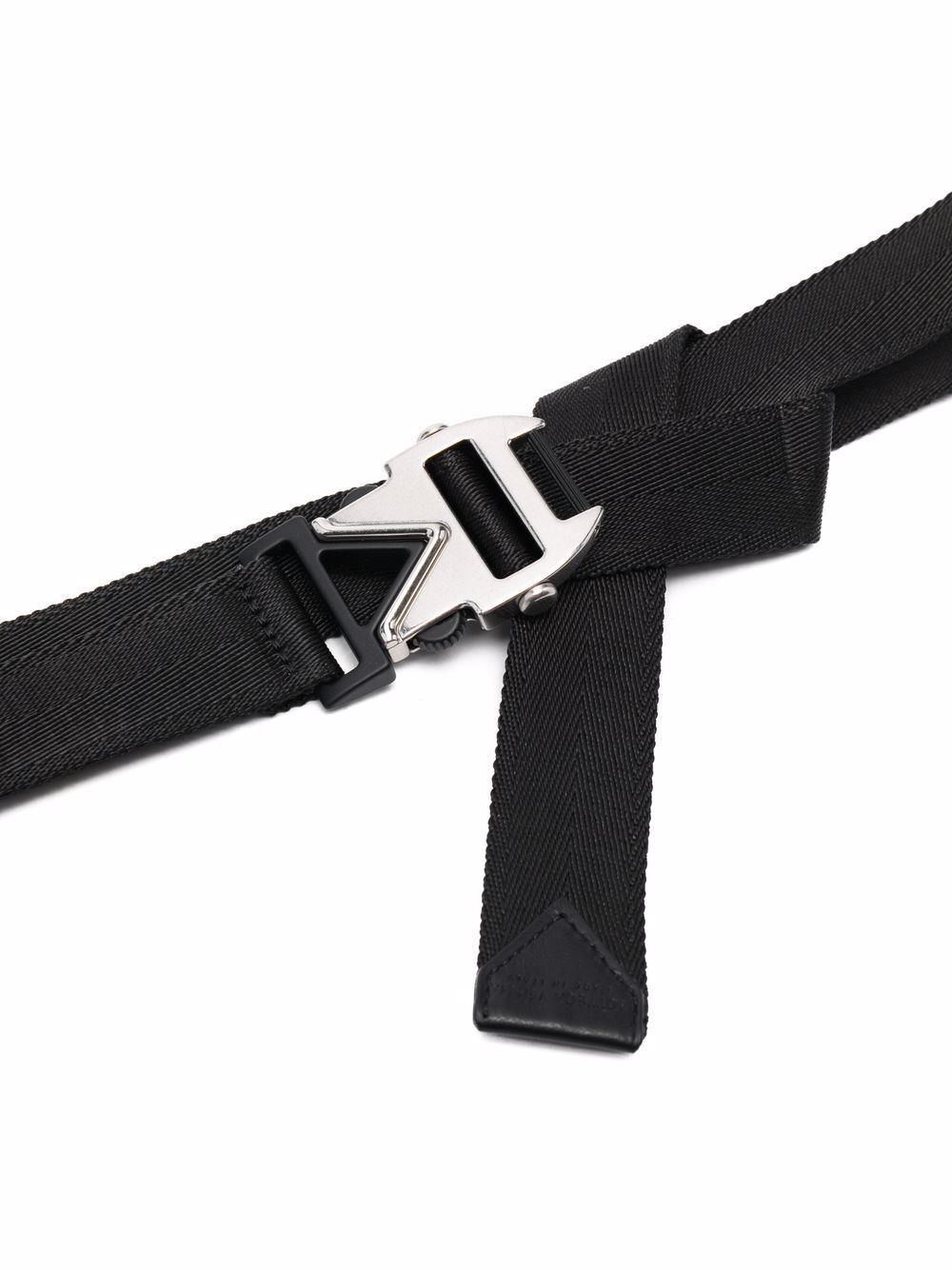 Bottega Veneta Buckle-fastening Thin Belt In Black