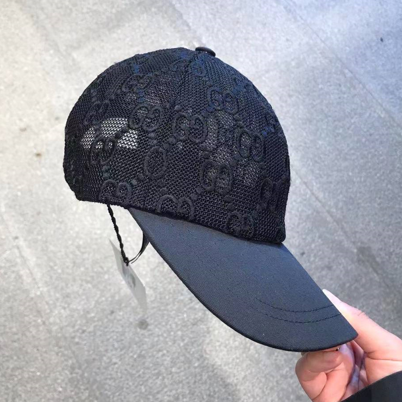 Gucci Tonal Gg Supreme Logo Net Cap In Black
