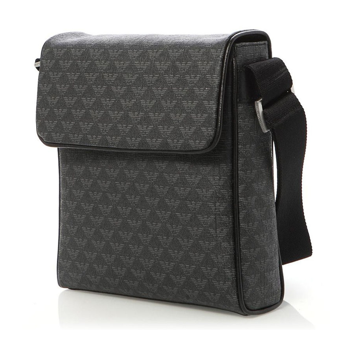 Emporio Armani Logo Shoulder Bag In Black