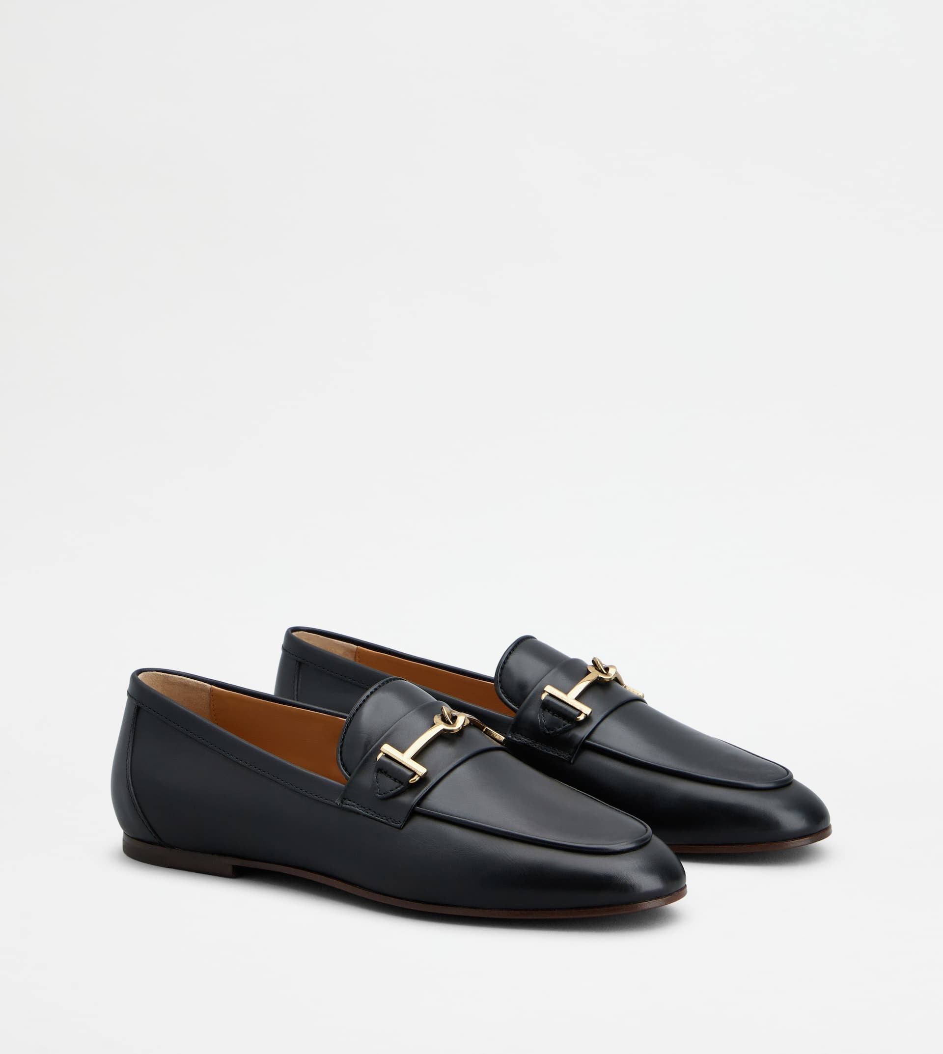 Tod's Leather Loafers With Bow In Black