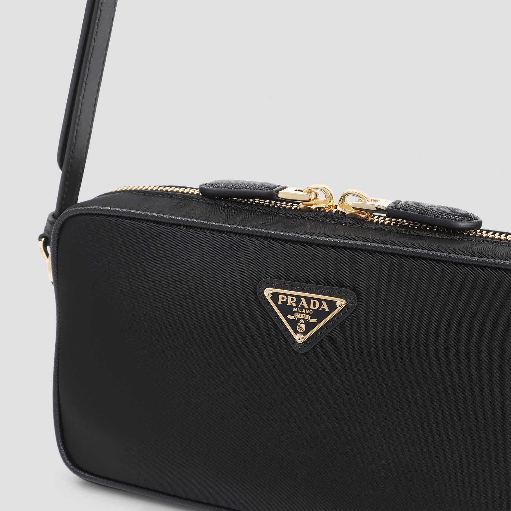 Prada Logo Shoulder Bag In Black