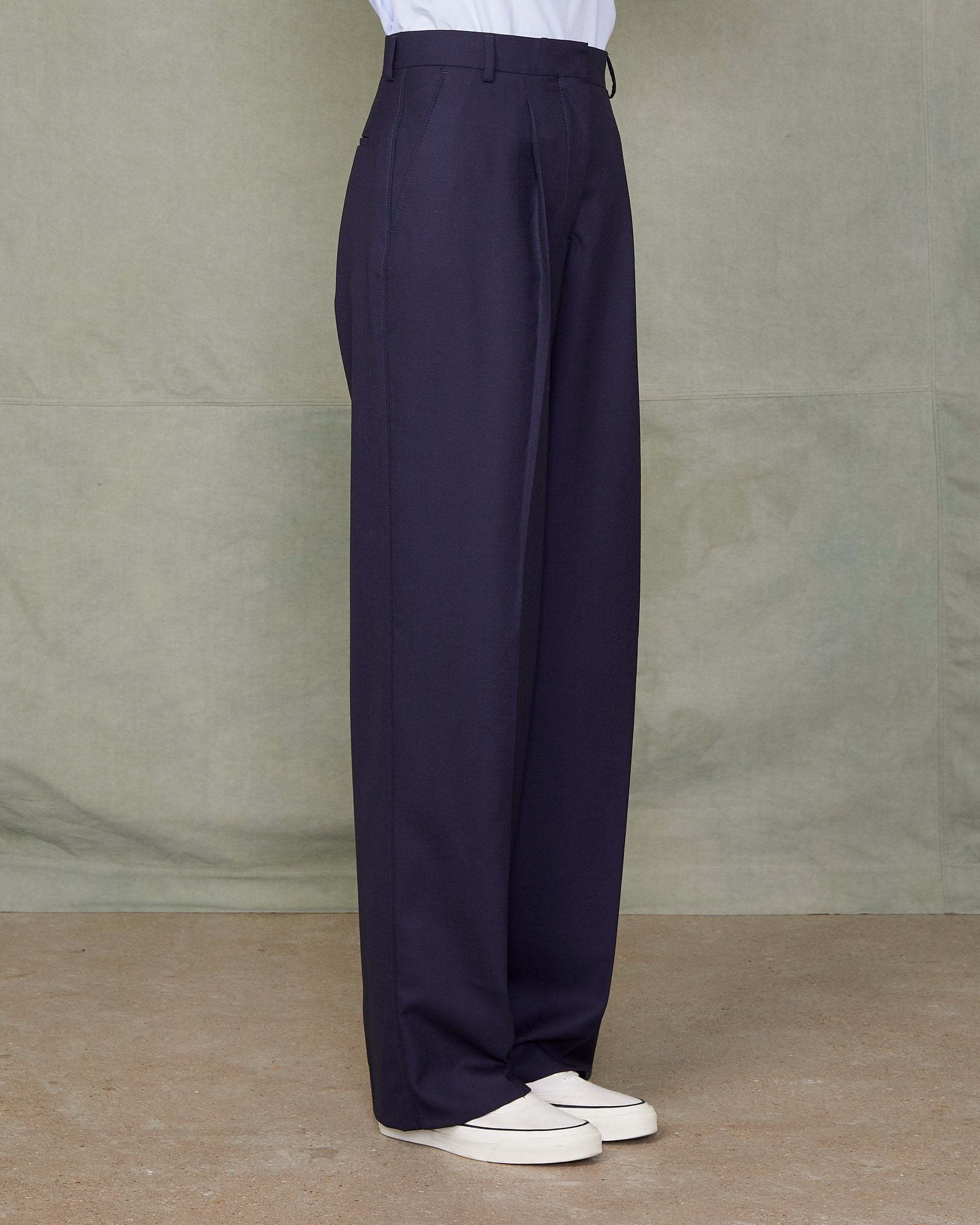 Officine Generale Belt Loops Slacks In Blue