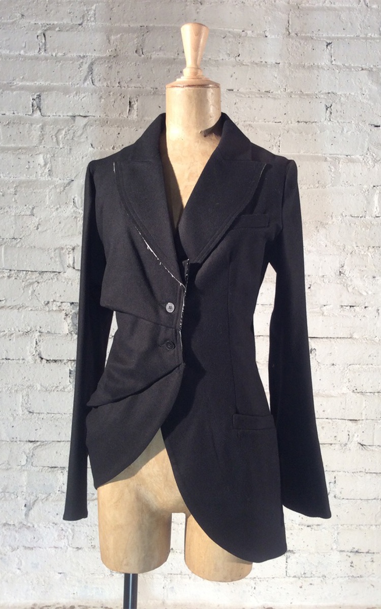 MARC LE BIHAN LONG SLEEVED SUIT JACKET 