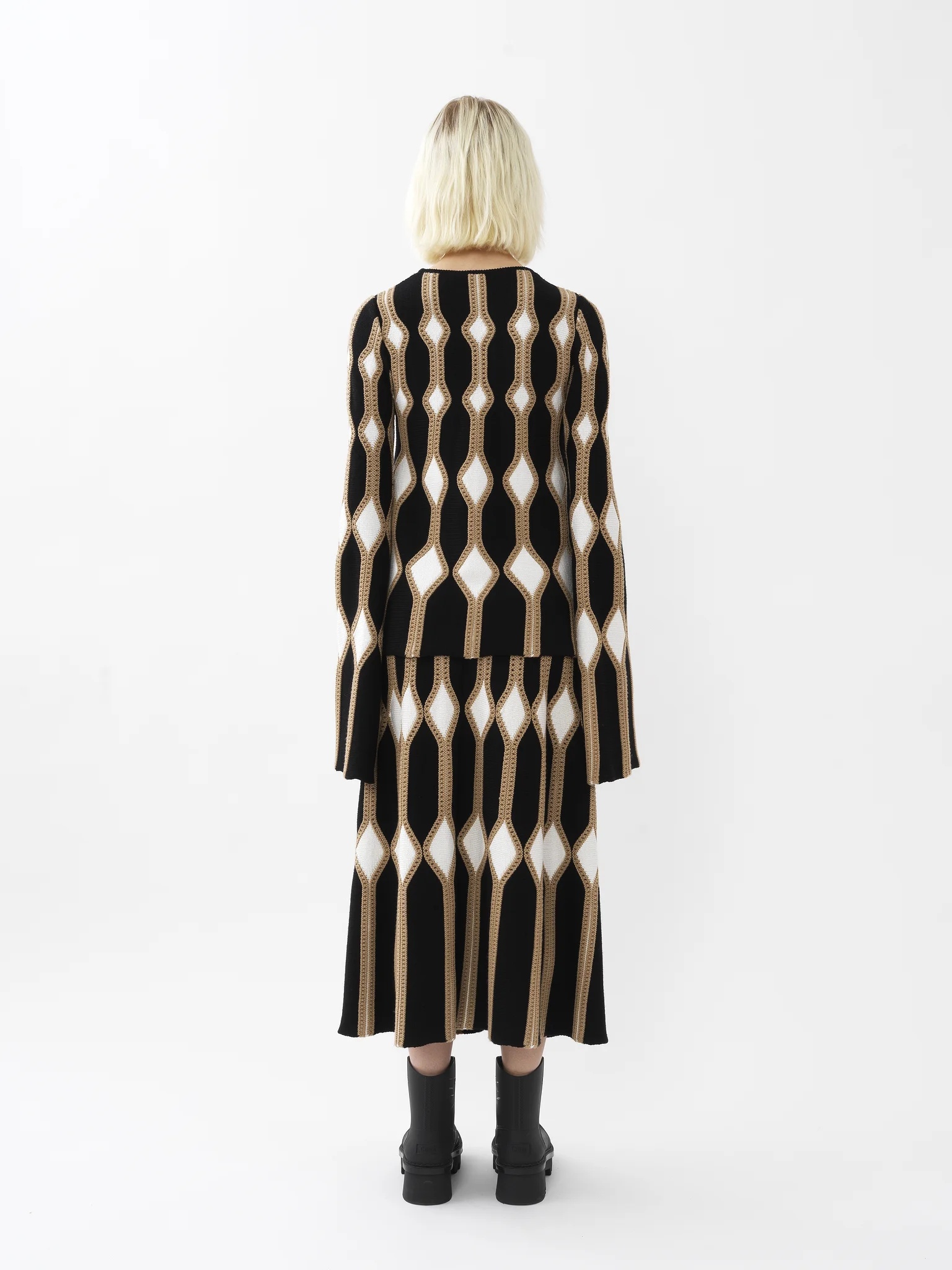 Chloé Embroidered Wool Blend Cardigan In Black