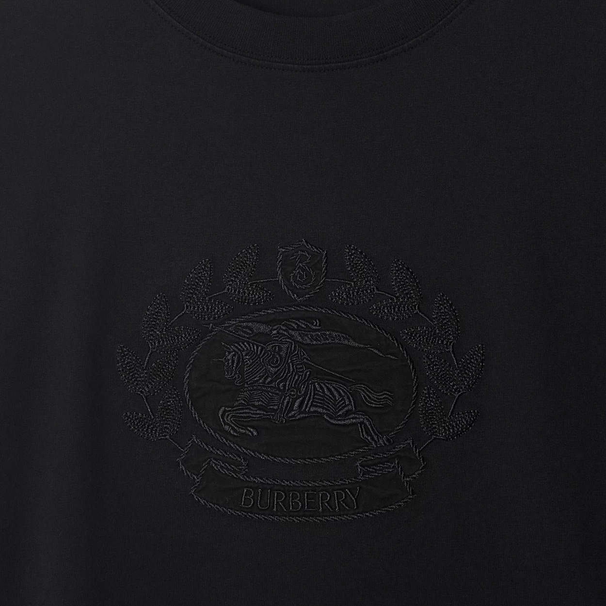Burberry T-shirt Con Ekd In Black