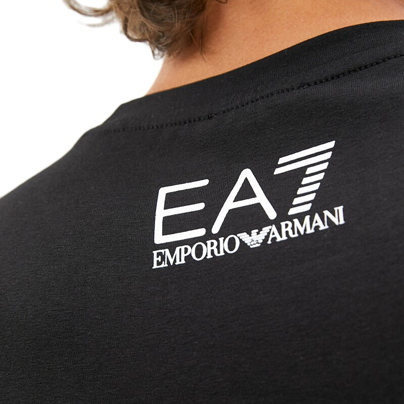 Ea7 Logo Long-sleeved T-shirt In Black