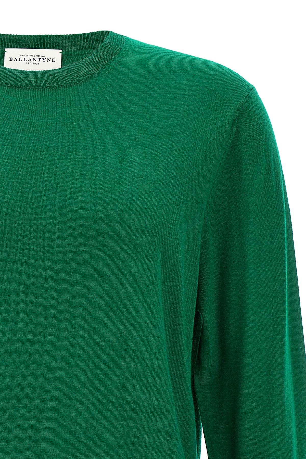 Ballantyne R Neck Sweaters And Cardigans In Green