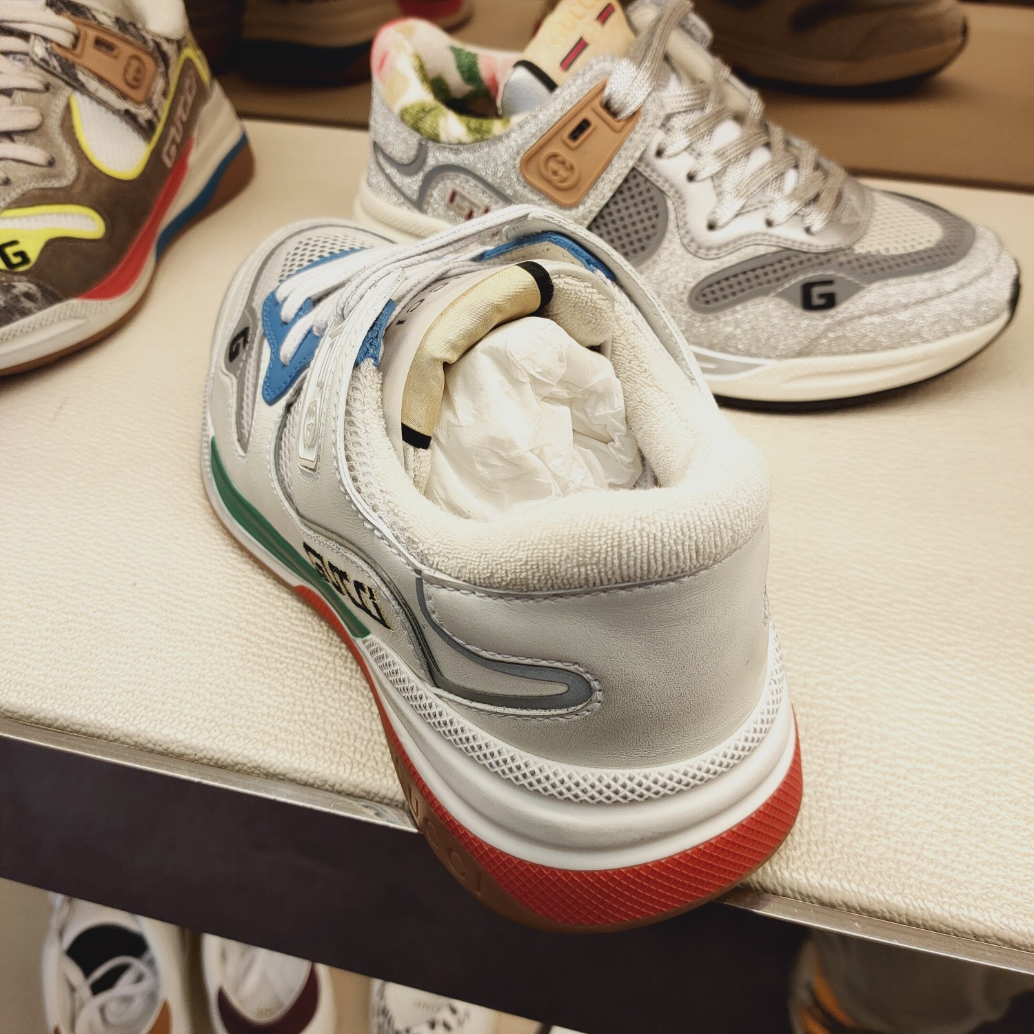 Gucci Ultrapace Low-top Sneakers In Multicolor