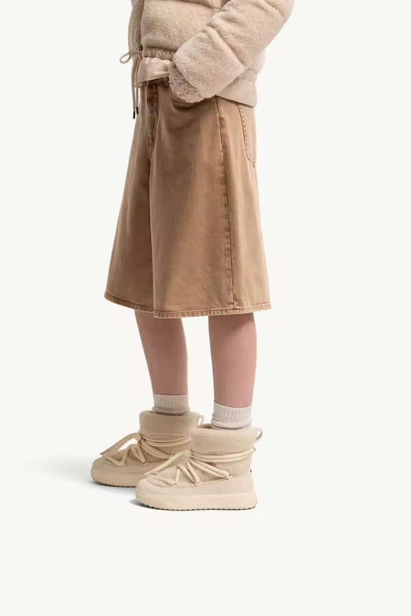 Moncler Altive Mid Teddy Snow Boots In Neutral