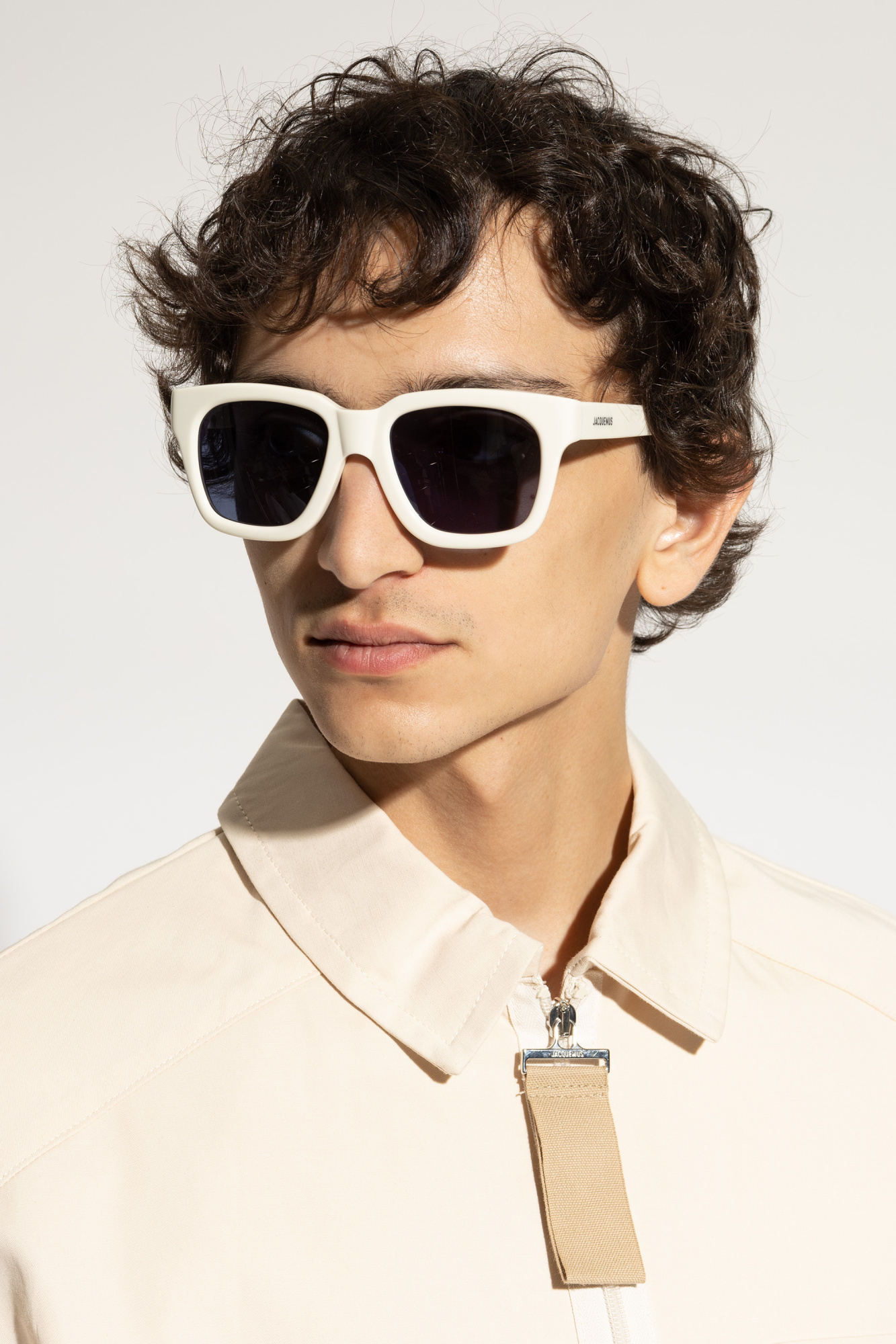 Jacquemus Logo Sunglasses In Blue