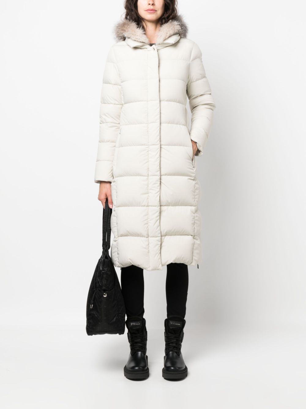 Moorer Zagarakn Padded Coat In White