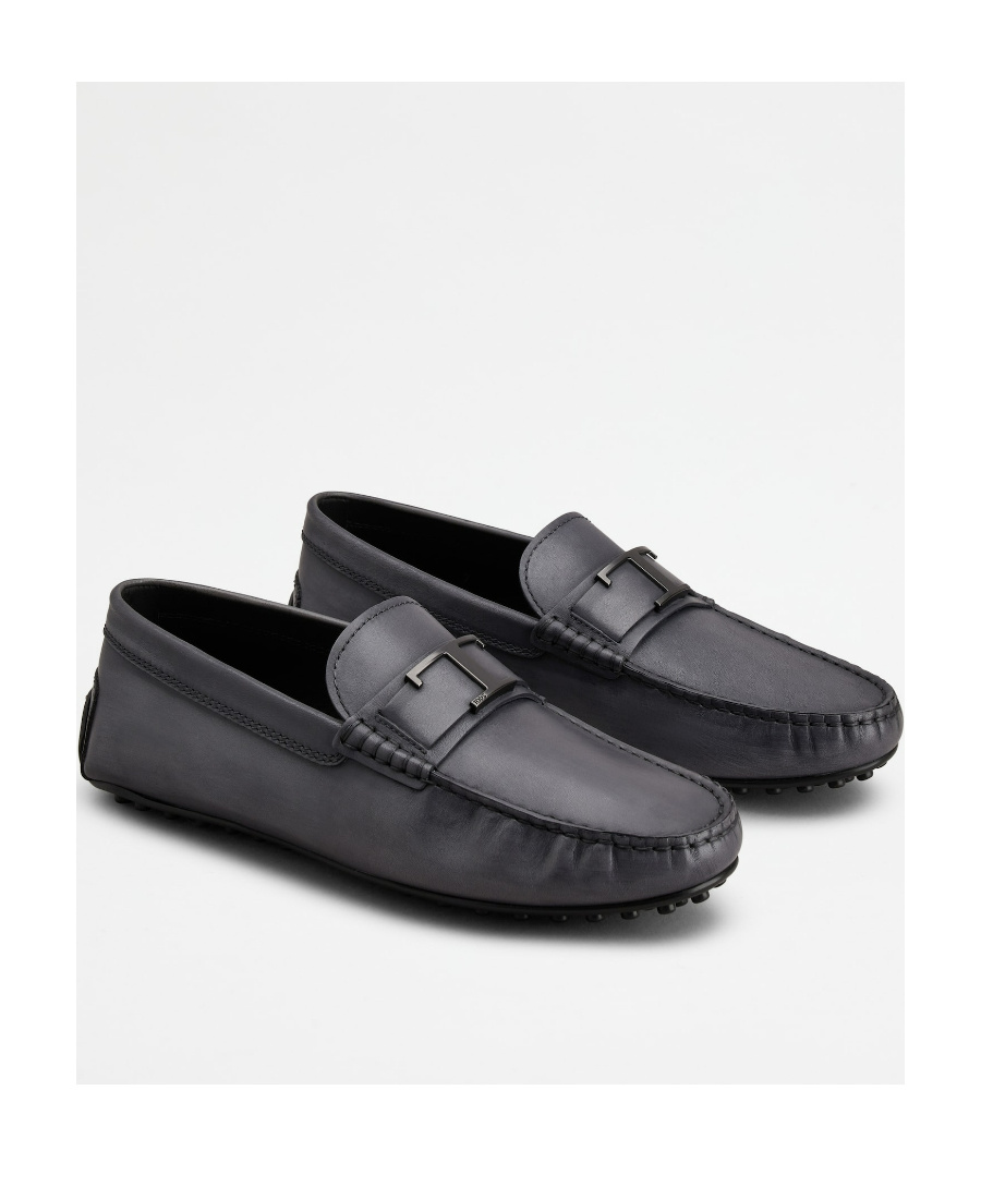 TOD'S TOD'S CITY ALMOND-TOE LOAFERS