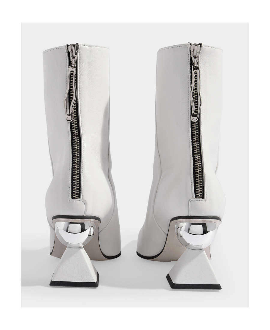 Yuul Yie Amoeba Pointed Boots In White