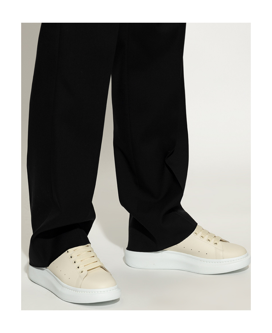 Alexander Mcqueen White Low-top Sneakers With Chunky Sole And Contrasting Heel Tab In Leather Man In White