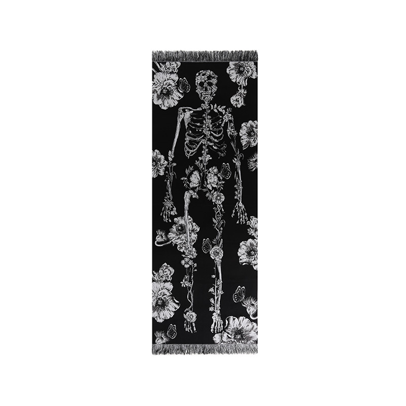 Alexander Mcqueen Floral Scarf In Black
