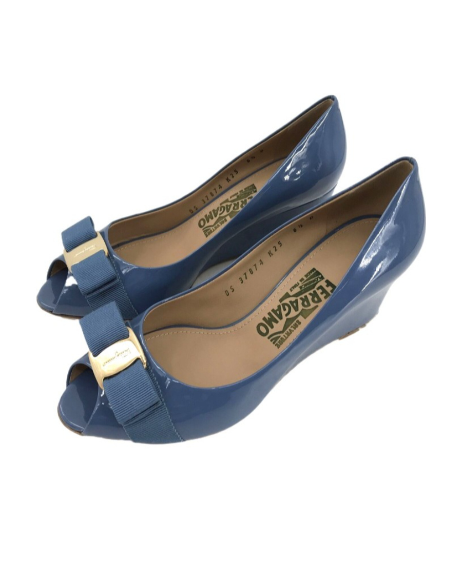Ferragamo Logo Open-toed Heels In Blue