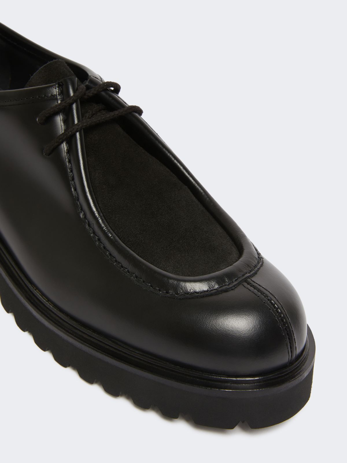 Max Mara Leather And Suede Lace-up Shoes In Black