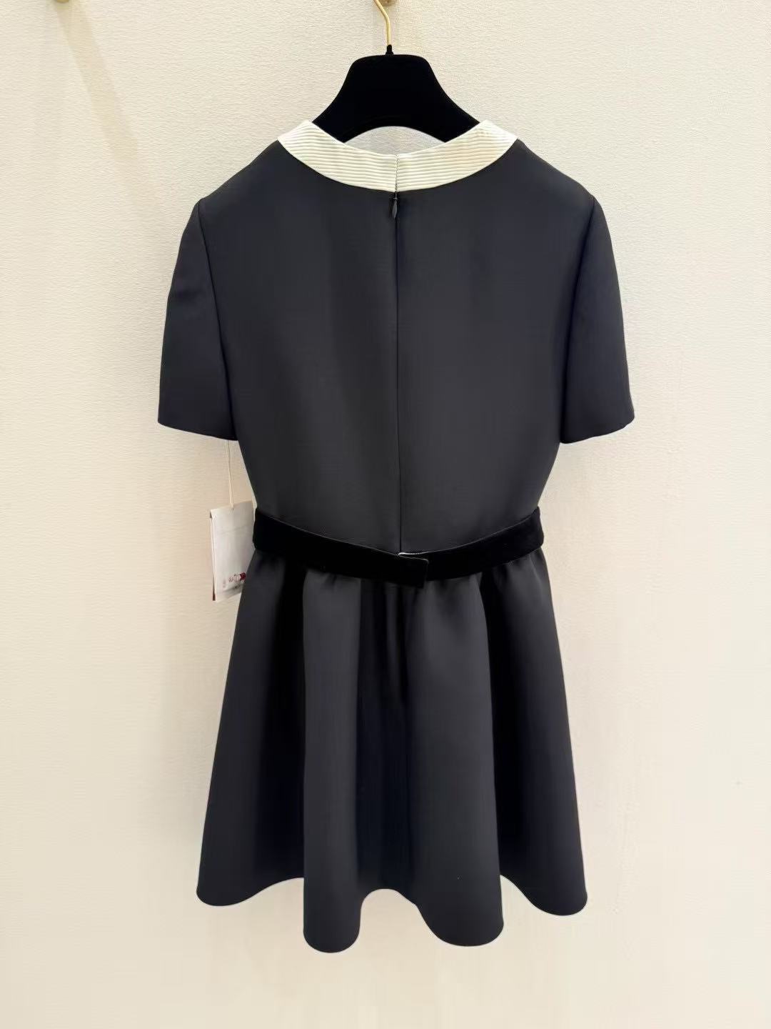 Valentino Double-bow Mini Dress In Wool In Black