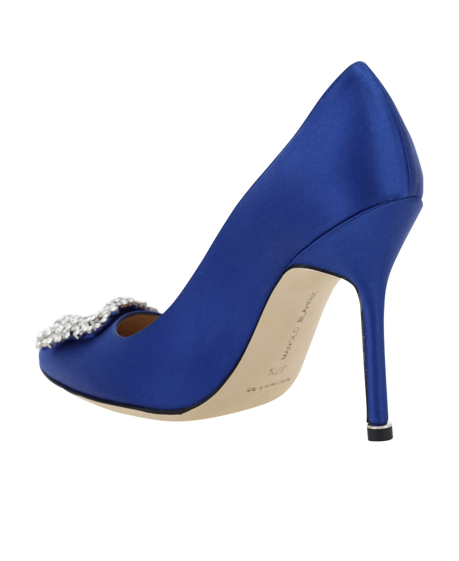 Manolo Blahnik Wear High Heels With A Pointed Head. In Blue