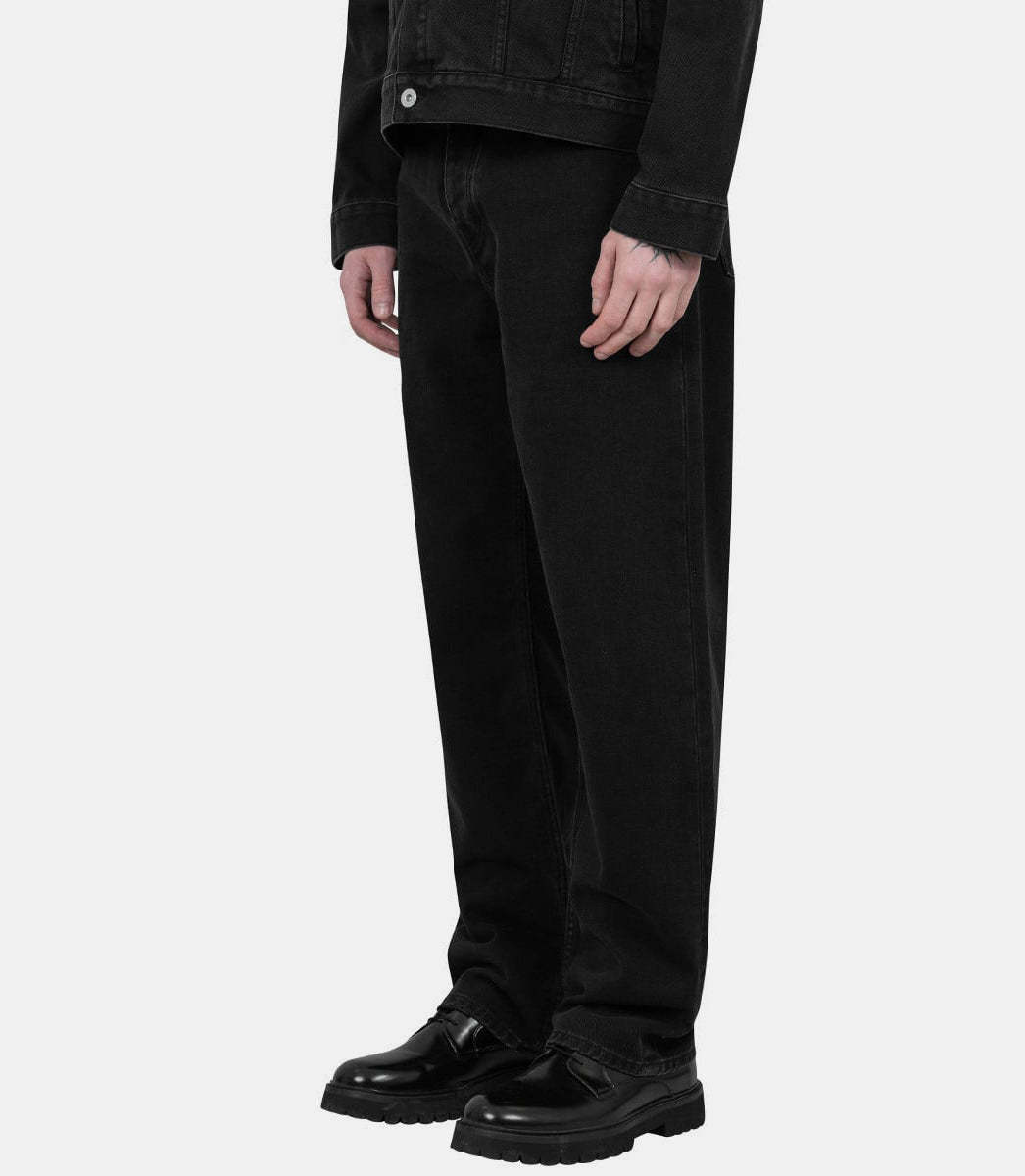 Drôle De Monsieur Belt Loop Denim Trousers In Black