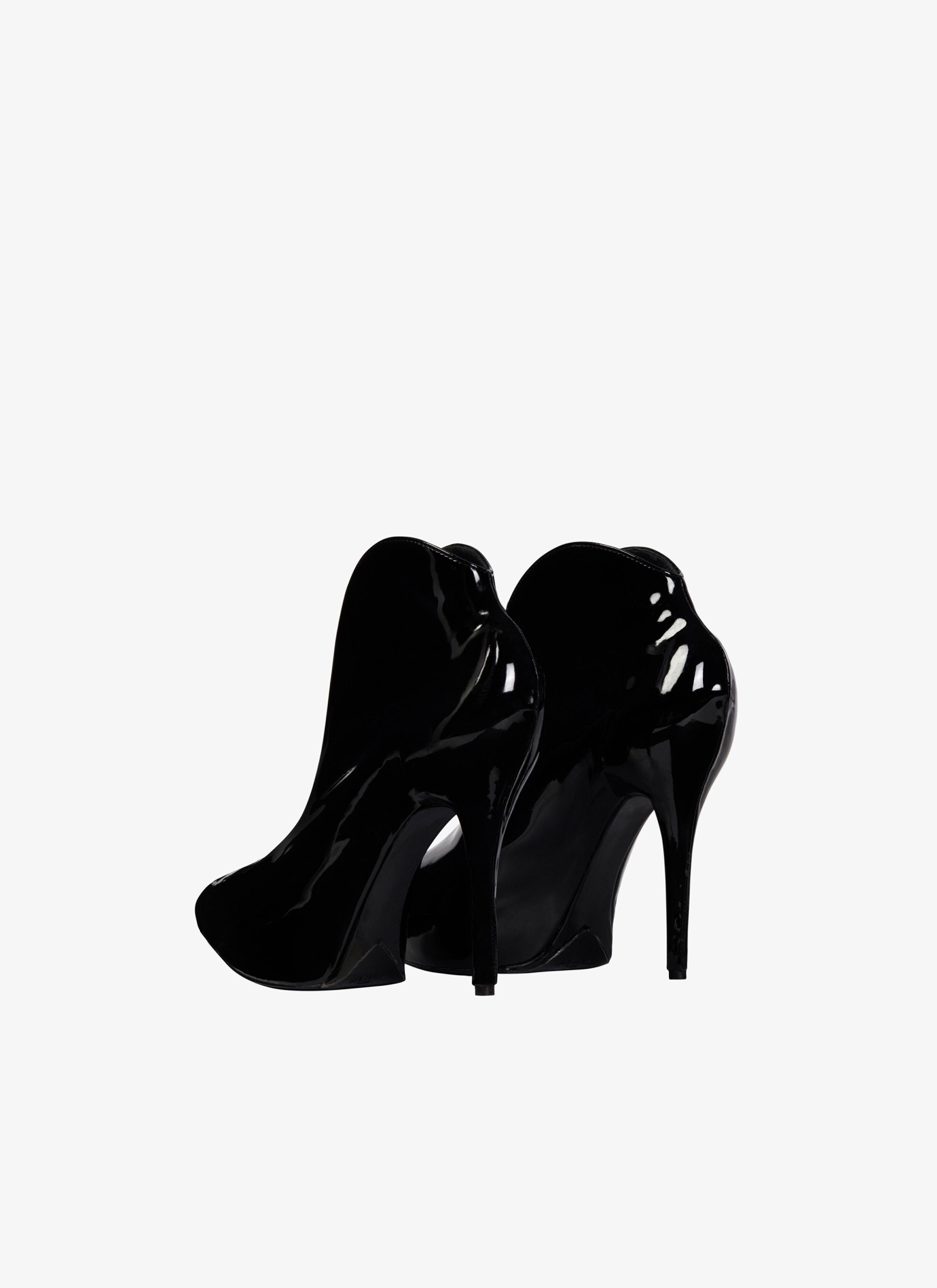 Alaïa 'slik' Ankle Boots In Black