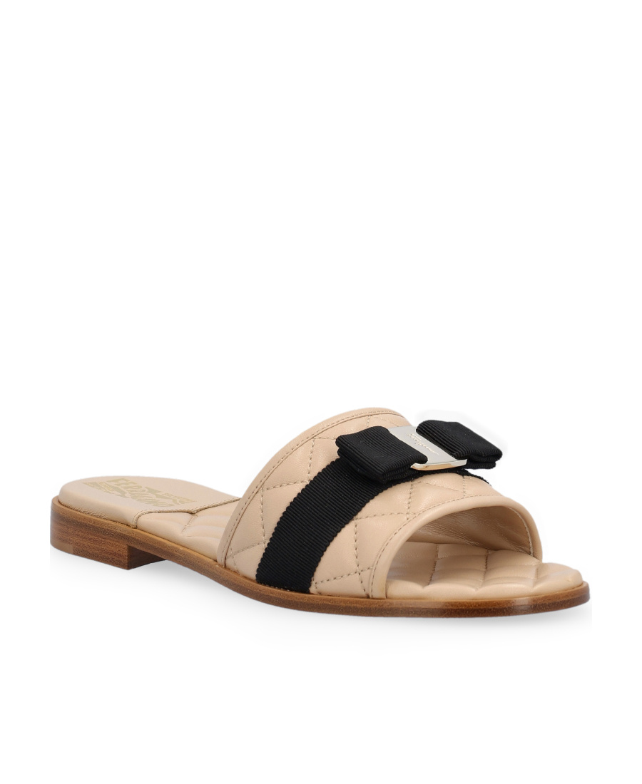Ferragamo Viva Quilted Sandal In Nude