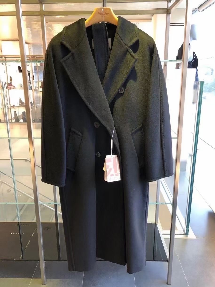 Max Mara Madame Double-breasted Wool And Cashmere-blend Coat In Black