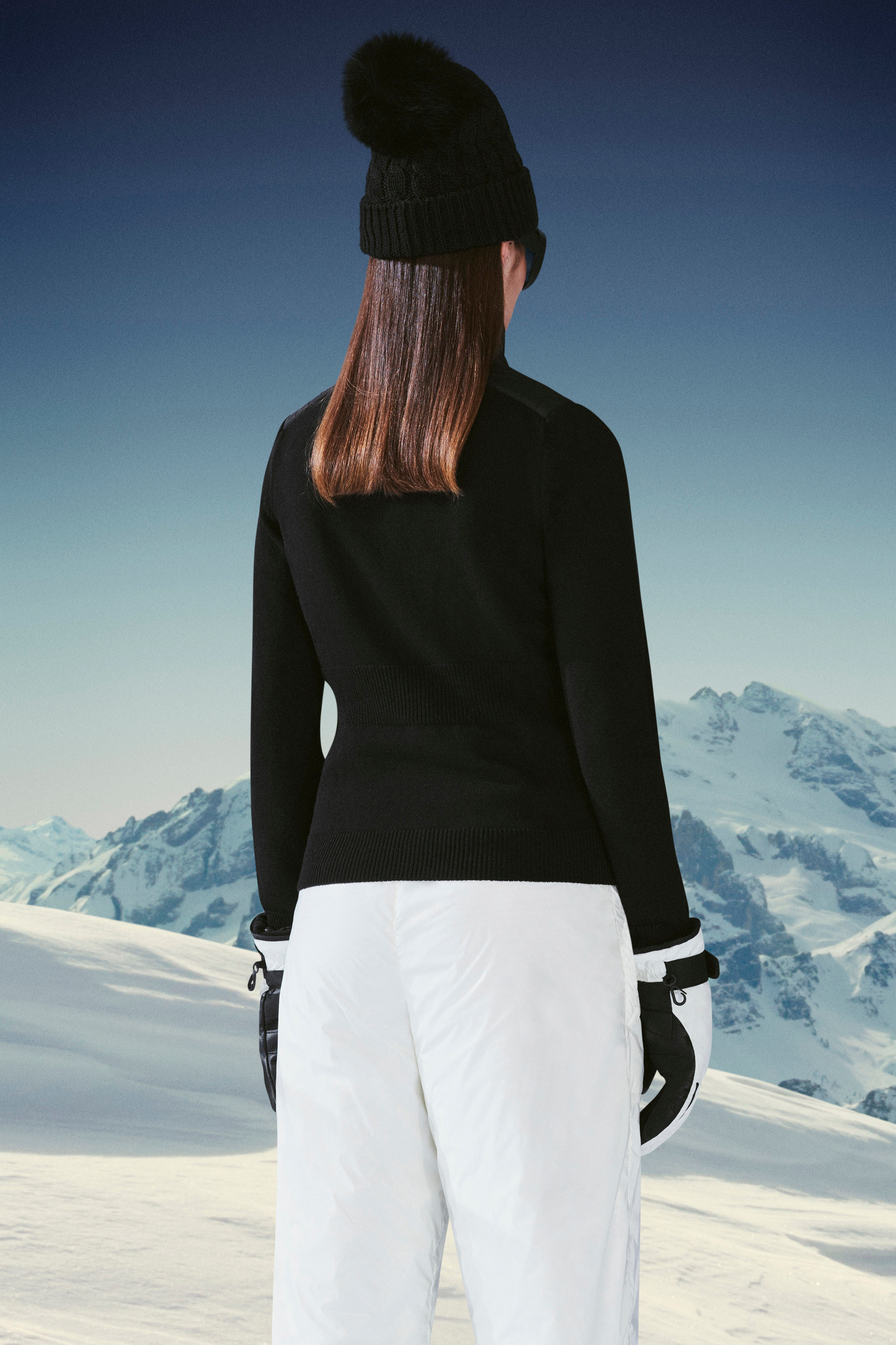 Moncler Logo-patch Padded-panel Jacket In Black